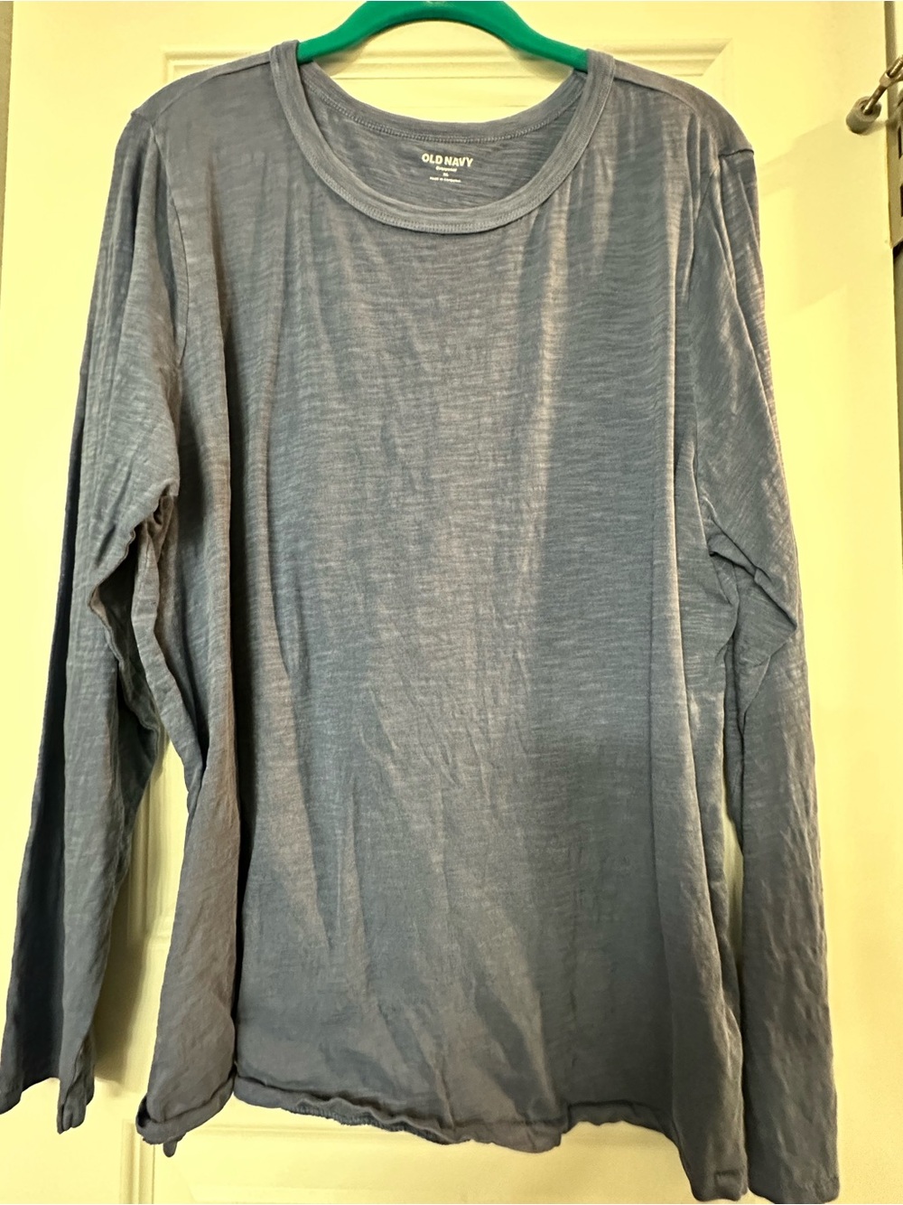 Old Navy XL Women’s Long-Sleeve Crew Neck Shirt - Dusty Blue